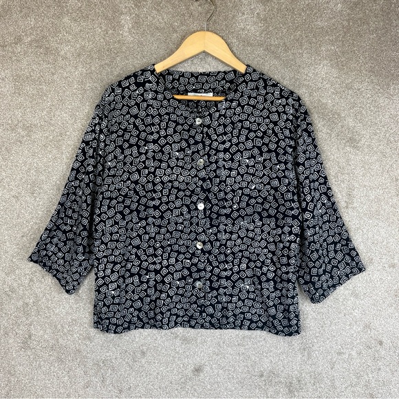 First Mountain Design Shirt Womens Small Black White 3/4 Sleeve Button- 2020* - Picture 1 of 11